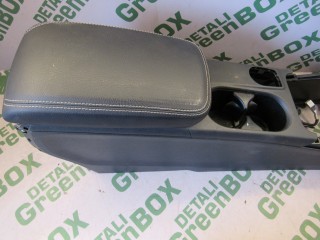 Подлокотник, ориг. номер A1766801300, Mercedes A W176 2012-2015