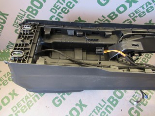 Подлокотник, ориг. номер A1766801300, Mercedes A W176 2012-2015