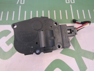 Моторчик заслонки печки, ориг. номер EFB330, Mercedes S W221 2005-2009