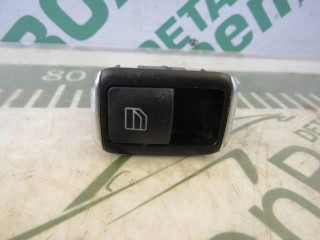 Кнопка стеклоподъемника, ориг. номер A2049058102, Mercedes GLA X156 2013-2017