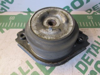 Опора двигателя передняя, ориг. номер A2512403217, Mercedes ML W164 2005-2008