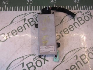 Усилитель антенны, ориг. номер A2518201389, Mercedes ML W164 2005-2008