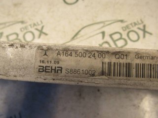 Радиатор масляный, ориг. номер A1645002400, Mercedes ML W164 2008-2011