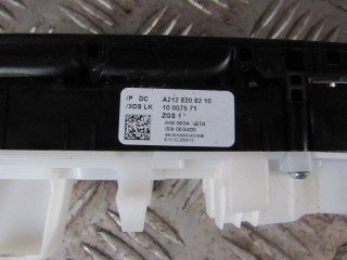 Блок управления стеклоподъемниками, ориг. номер A2128208210, Mercedes C W204 2007-2011