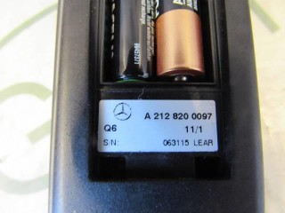 Пульт управления мультимедиа, ориг. номер A2128200097, Mercedes GLK X204 2008-2012