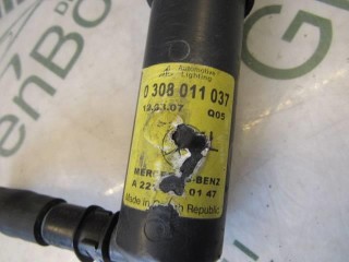 Форсунка омывателя фары, ориг. номер A2218600147, Mercedes CL W216 2006-2010