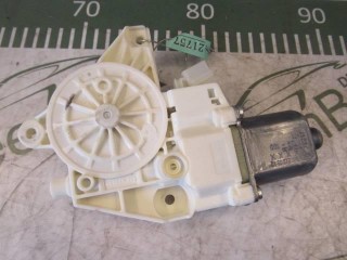 Моторчик стеклоподъемника, ориг. номер A2048200542, Mercedes E W212 2009-2013