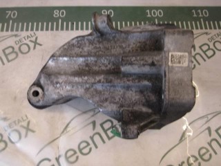 Кронштейн двигателя левый Mercedes C W204 2011-2015, 2.2 л, дизель, A6512231304