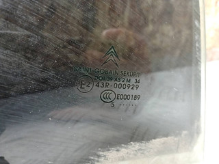 стекло двери задней правой, Citroen C4 1 поколение 2004-2014