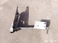 кронштейн передней панели (телевизора) Audi 80 1990г. - фото №3