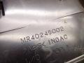 MR402450, MR40245002, MR456379 дефлектор обдува салона Mitsubishi Pajero 3 поколение 2002г. - фото №4