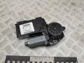 0130821764, 7L6959704, 3D0959794E моторчик стеклоподъемника задний правый Volkswagen Touareg 1 поколение 2006г. - фото №5