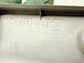1E344001G, 6793742030, 6793742040 обшивка крышки багажника Toyota RAV4 3 поколение XA30 2007г. - фото №5