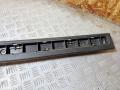 7L0853369D, 7L6959899 накладка внутренняя на порог передняя левая Volkswagen Touareg 1 поколение 2006г. - фото №2