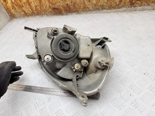 фара левая, Toyota Yaris 1 поколение XP10 1999-2003