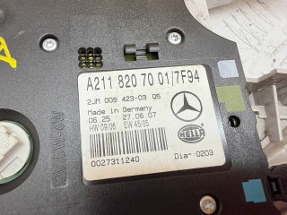 фонарь салона (плафон), ориг. номер A2118207001, Mercedes-Benz E W210 [рестайлинг] 1999-2002