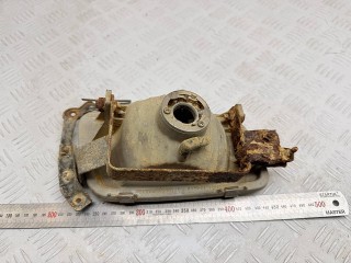 фара противотуманная левая, ориг. номер P0239L, Mitsubishi Pajero 3 поколение 1999-2003