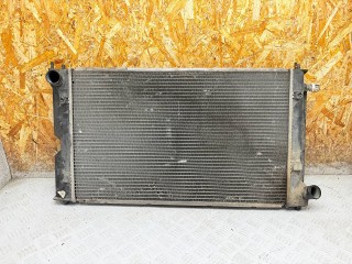 радиатор основной, ориг. номер MN422132, 4221326372, MN4221326372, Toyota Corolla Verso 2 поколение AR10 2001-2004