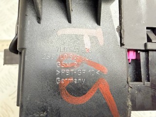 блок предохранителей, ориг. номер 7L0941828, 7L0941824, Volkswagen Touareg 1 поколение 2002-2007