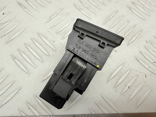 кнопка обогрева сидений, ориг. номер 7L6963569C, 7L6963563B, 7L6963563A, Volkswagen Touareg 1 поколение 2002-2007