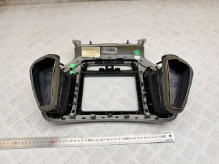 рамка магнитолы, ориг. номер 1WP091S5AD, 1WG52TRMAA, 1WG57TRMAC, 1WG58TRMAC, 68143781AB, P68143781AB, Jeep Cherokee 5 поколение 2013-2018