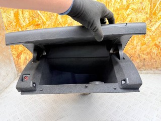бардачок, ориг. номер 9682432977, 9682433077, Citroen C5 2 поколение 2007-2017