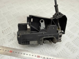 замок двери передней левой, ориг. номер 8200008246, 91166237, Nissan Primastar 2002-2006