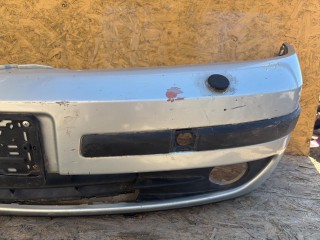 бампер передний, ориг. номер 8200008270, Renault Laguna 2 поколение 2001-2005