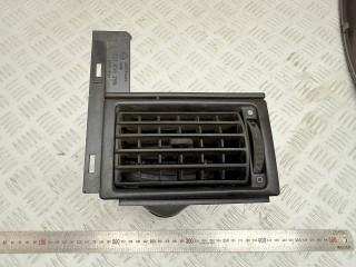 дефлектор обдува салона правый, ориг. номер 701858255, 701819721A, Volkswagen Transporter T4 1990-2003