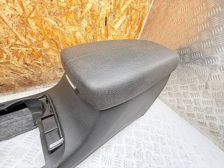 центральный подлокотник, ориг. номер 846112P000, Kia Sorento 2 поколение 2009-2012