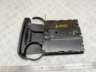 подстаканник, ориг. номер 0RR44TRMAB, 0SN56TRMAD, Chrysler Voyager 4 поколение [рестайлинг] 2004-2008
