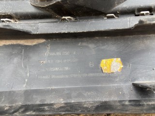 рамка фары противотуманной правая, ориг. номер 9685098077, Peugeot 3008 1 поколение 2009-2013