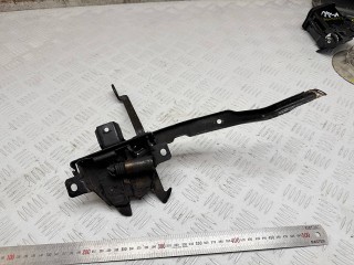 замок капота, ориг. номер 81130H1001, Hyundai Terracan 2001-2004
