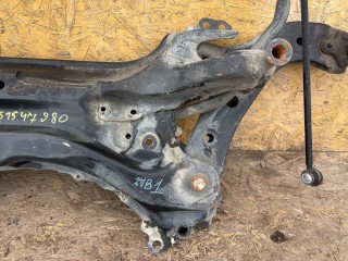 передняя балка (подрамник), Toyota RAV4 3 поколение XA30 2005-2008