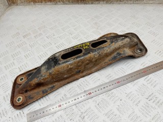 кронштейн коробки (балка кпп), ориг. номер 11310AF800, Nissan Skyline V35 2001-2007