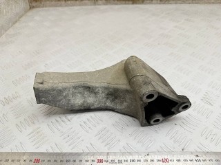 кронштейн КПП, ориг. номер A1692410301, Mercedes-Benz A W169 2 поколение (2004-2008)