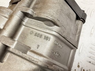 масляный насос, ориг. номер 6061810801, 6061811001, 6131860115, Mercedes-Benz E W210 1995-1999
