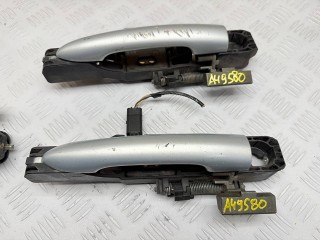 ручка наружная двери, ориг. номер 8200008431, 8200008430, Renault Laguna 2 поколение 2001-2005