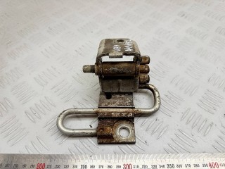 петля двери передней левой, ориг. номер 4B0831411B, Skoda Octavia 1996-2000