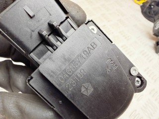 замок зажигания, ориг. номер 04685719AB, 05057194AA, 04727338AE, Chrysler Voyager 4 2000-2004