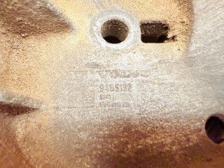кронштейн коробки (балка кпп), ориг. номер 9485192, Volvo C70 1996-2005
