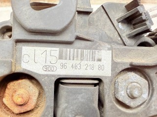 генератор, ориг. номер 9646065480, 71733552, 5705EY, 5705NH, 5705AS, 3140069K00, 9665617780, 0124525035, 9646321880, 9646321780, 9644103580, 9644037180, TG15C053, LRA02226, CA1761IR, 437471, SG15S024, SG15S025, TG15C020, TG15C118, TG15C127, TG15C134, 5702E2, 5702E3, 5705AG, 746832, 7794970, 9646321780A, 5702E1, 9650358580, A14VI48, A14VI49, TG15C028, 2543526, 0986046240, 1986A00532, 2542615, 2542619, 2542693, 2542725, 2542726, 2542832, 2542924, 0124525032, 437407, 437458, 439447, 439502, 439626, 439674, 440186, 570200, 5702C2, 23301N, 3140069K00000, 113640, 116067, CAL10100GS, CAL15166GS, DRA4114, 71732307, 9646065488, 32046240, 8EL738144001, ALB1761AN, ALB1761BA, ALB1761CY, ALB1761DD, ALB1761KL, ALB1761LK, ALB1761UX, ALB1761YX, ALV1761BA, ALV1761DD, ALV1761RN, ALV1761YX, ALV6761LK, ALV6761RN, ALB1761WA, ALV1761RB, ALV1761WA, 5702000, 5702AR, 5702K9, 5705AR, 5705EX, 96463218, 8200190121, ALT2096, ALT2096U, 1305601BO, 301N20219Z, ALQ4761RN, 210471, ALB1761RB, Peugeot 307 1 поколение [рестайлинг] 2005-2008