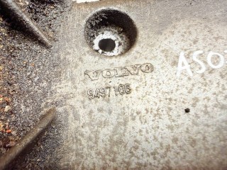 кронштейн генератора, ориг. номер 9497106, Volvo C70 1996-2005