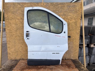 дверь передняя правая Renault Trafic 2 поколение 2001-2006
