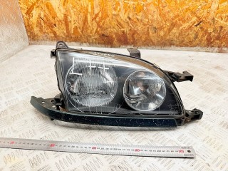 фара правая, ориг. номер 205457B, Toyota Avensis 1 поколение T220 1997-2000