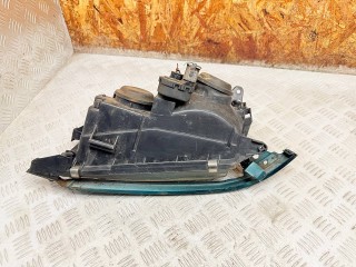 фара правая, ориг. номер 205457B, Toyota Avensis 1 поколение T220 1997-2000