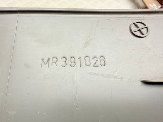 обшивка стойки, ориг. номер MR391026, Mitsubishi Montero 3 1999-2003