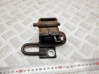 петля двери задней левой Volkswagen Passat B6 2005-2010, 3C9833411B