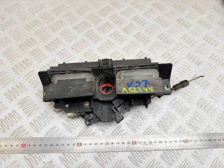8D9827565H