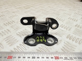 петля двери задней правой Toyota RAV4 3 поколение XA30 2005-2008, 6875020121